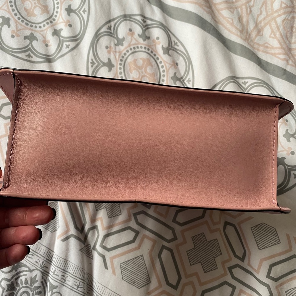 Valentino Garavani Glam nude poudrè shoulder bag - Picture 12 of 13